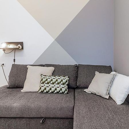 Stunning View Lakeside Apartment - Larihome A11 Gravedona Εξωτερικό φωτογραφία