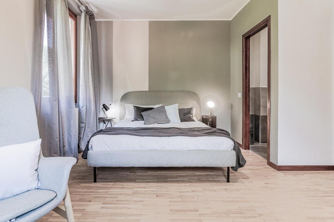 Stunning View Lakeside Apartment - Larihome A11 Gravedona Εξωτερικό φωτογραφία