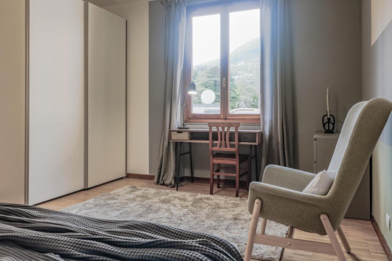 Stunning View Lakeside Apartment - Larihome A11 Gravedona Εξωτερικό φωτογραφία
